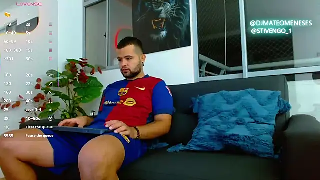 Snapshot of MattMeness chatting on 10, 10, 2025 MattMeness online show from 10, 10, 2025