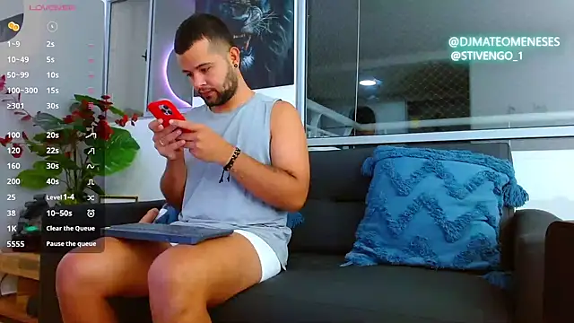 Snapshot of MattMeness chatting on 21, 10, 2025 MattMeness online show from 21, 10, 2025