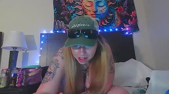 Wonder Lust27 online show from 12, 3, 2025