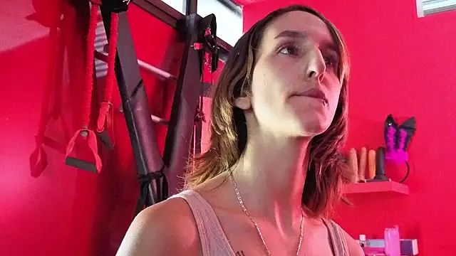 Snapshot of Ambar_Roux_ chatting on 11, 4, 2026 Ambar Roux online show from 11, 4, 2026