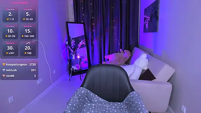 Snapshot of Bunny__of_love chatting on 18, 12, 2024 Bunny of love online show from 18, 12, 2024