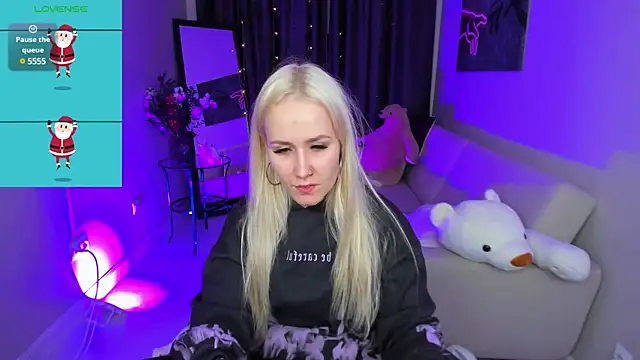 Snapshot of Bunny__of_love chatting on 19, 1, 2025 Bunny of love online show from 19, 1, 2025