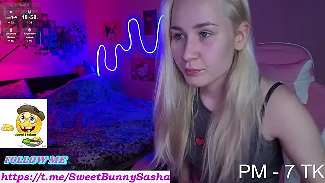 Snapshot of Bunny__of_love chatting on 9, 10, 2025 Bunny of love online show from 9, 10, 2025