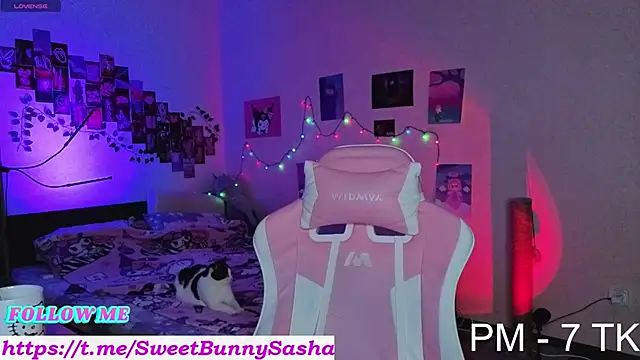 Snapshot of Bunny__of_love chatting on 7, 1, 2026 Bunny of love online show from 7, 1, 2026