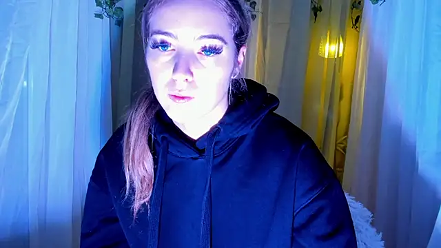 Snapshot of Lioneass chatting on 15, 12, 2024 Lioneass online show from 15, 12, 2024