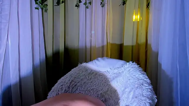 Snapshot of Lioneass chatting on 15, 12, 2024 Lioneass online show from 15, 12, 2024