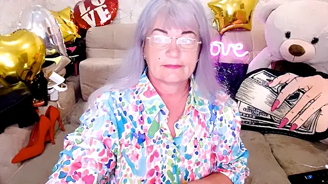 Snapshot of SiberiabBerry chatting on 8, 6, 2026 SiberiabBerry online show from 8, 6, 2026