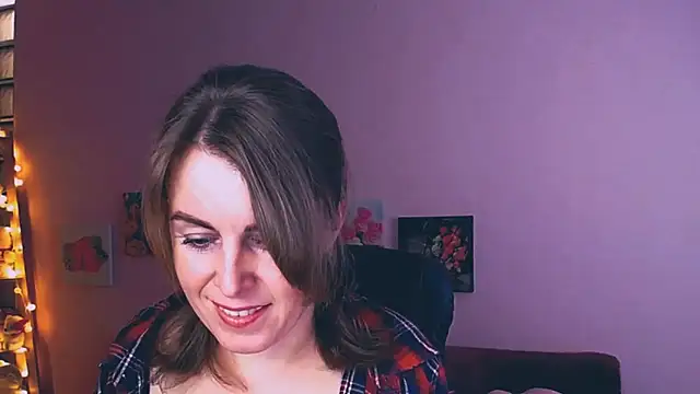 Hot Milady online show from 28, 1, 2025