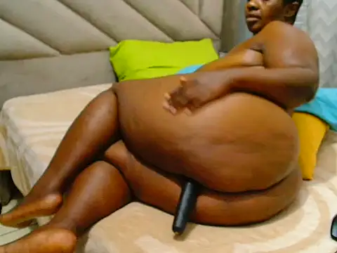 Snapshot of Hips2seyy86 chatting on 13, 2, 2026 Hips2seyy86 online show from 13, 2, 2026