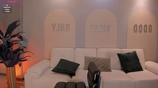 ValeriaRoldanX online show from 16, 5, 2026