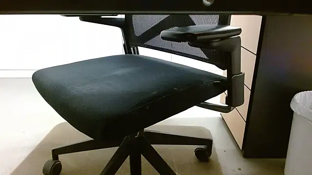 lovewalknaked online show from 3, 12, 2025