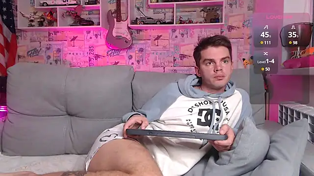 Snapshot of Mike_Burn chatting on 8, 12, 2024 Mike Burn online show from 8, 12, 2024