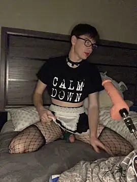 YourFavTwinkie online show from 23, 12, 2024