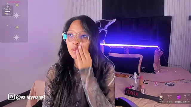 Valery wang online show from 7, 10, 2025