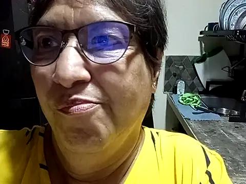 Snapshot of florecita69 chatting on 7, 3, 2025 florecita69 online show from 7, 3, 2025