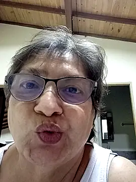 Snapshot of florecita69 chatting on 21, 3, 2025 florecita69 online show from 21, 3, 2025