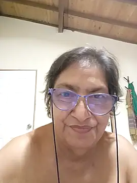 Snapshot of florecita69 chatting on 16, 10, 2025 florecita69 online show from 16, 10, 2025