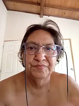 florecita69 online show from 17, 10, 2025