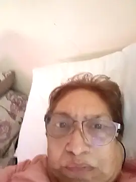 Snapshot of florecita69 chatting on 13, 11, 2025 florecita69 online show from 13, 11, 2025