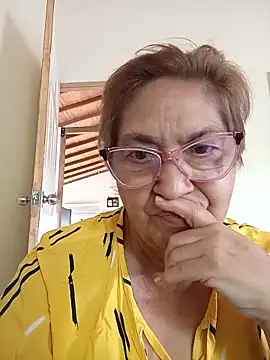 Snapshot of florecita69 chatting on 14, 1, 2026 florecita69 online show from 14, 1, 2026