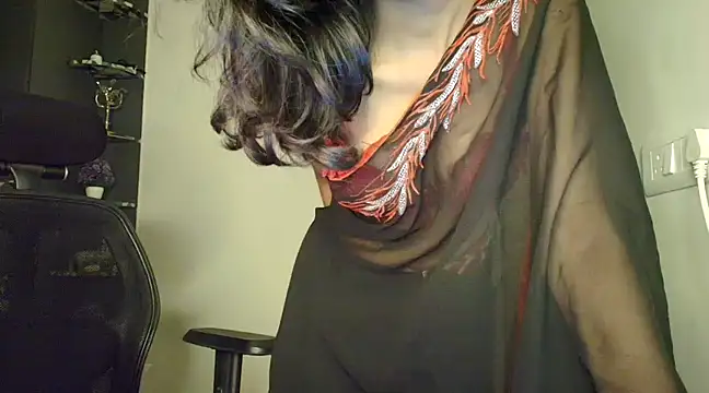 CUTE princess 143 online show from 6, 1, 2025