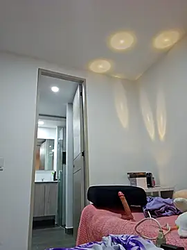 Selena blake online show from 16, 2, 2025