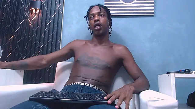 LarryCollin online show from 18, 1, 2025