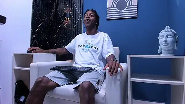 LarryCollin online show from 30, 1, 2025