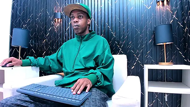 LarryCollin online show from 26, 2, 2025