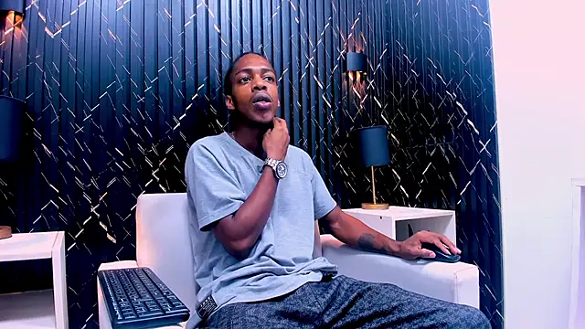 LarryCollin online show from 2, 3, 2025