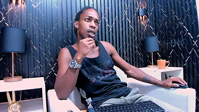 LarryCollin online show from 9, 3, 2025
