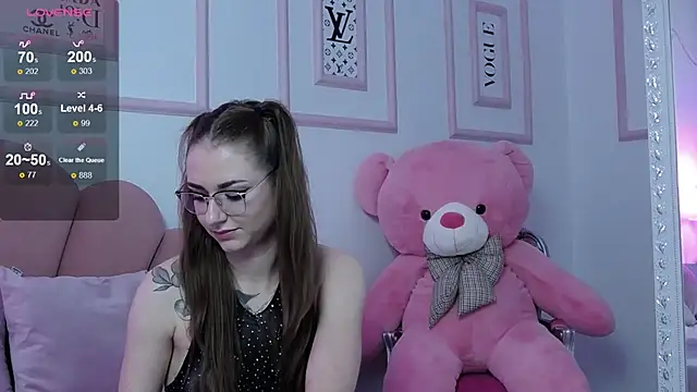 Abby  White online show from 18, 1, 2025