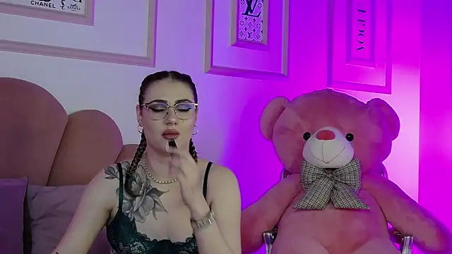 Snapshot of Abby__White chatting on 17, 4, 2026 Abby White online show from 17, 4, 2026