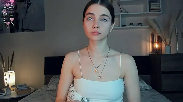 Snapshot of MaryJacksoon chatting on 13, 2, 2025 MaryJacksoon online show from 13, 2, 2025