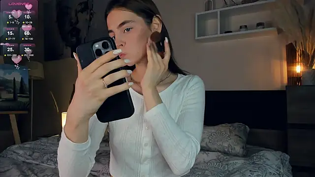 Snapshot of MaryJacksoon chatting on 3, 3, 2025 MaryJacksoon online show from 3, 3, 2025