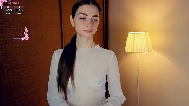 Snapshot of MaryJacksoon chatting on 21, 10, 2025 MaryJacksoon online show from 21, 10, 2025