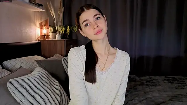 Snapshot of MaryJacksoon chatting on 14, 11, 2025 MaryJacksoon online show from 14, 11, 2025