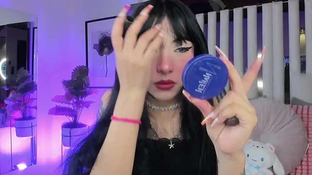 Kitty Eliffe online show from 4, 10, 2025