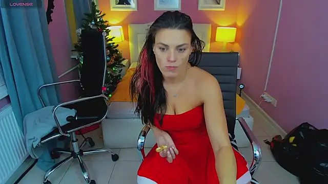 EricaAndPenelopa online show from 28, 12, 2024