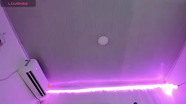 catalina and roger online show from 24, 11, 2025