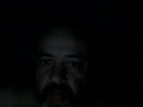 Snapshot of Leocesar37 chatting on 22, 9, 2025 Leocesar37 online show from 22, 9, 2025