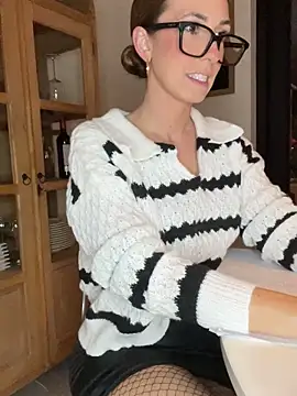 lola tentatiion online show from 6, 2, 2025