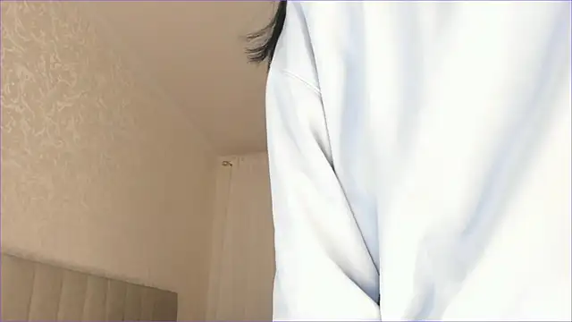 Snapshot of cherry_misaki chatting on 18, 12, 2024 cherry misaki online show from 18, 12, 2024