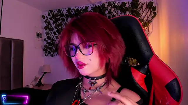Snapshot of Kitty_Gang chatting on 10, 9, 2025 Kitty Gang online show from 10, 9, 2025