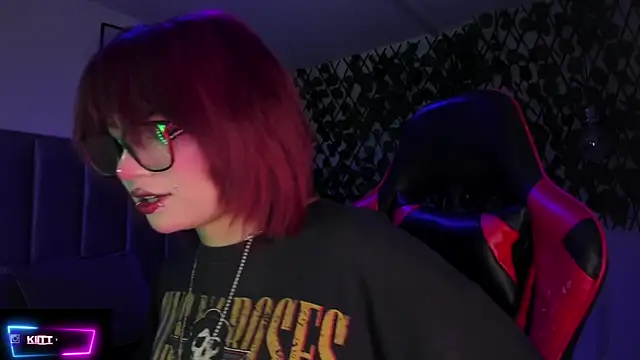 Kitty Gang online show from 3, 10, 2025