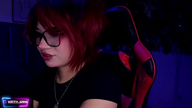 Kitty Gang online show from 15, 11, 2025