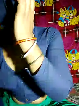 indiancouple09 online show from 3, 12, 2024