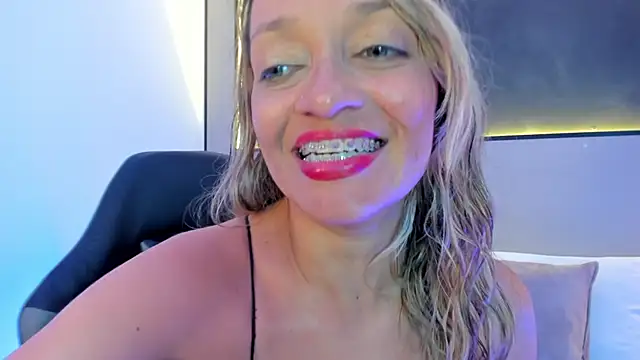 emma collson online show from 21, 9, 2025