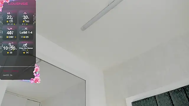 KarinaSantoss online show from 9, 12, 2024
