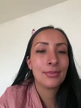 yaralyminjo2 online show from 26, 12, 2024